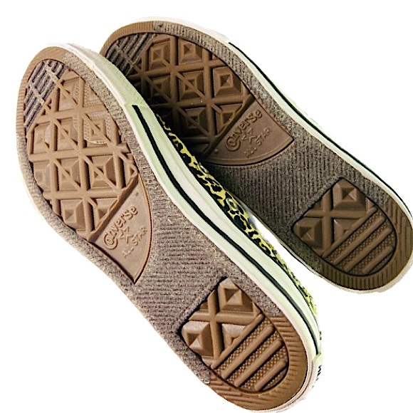 CONVERSE Chuck Taylor AllStar OX Leopard LowTop Sneakers Youth Sz 2 - Picture 5 of 9